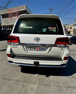 تويوتا لاندكروزر